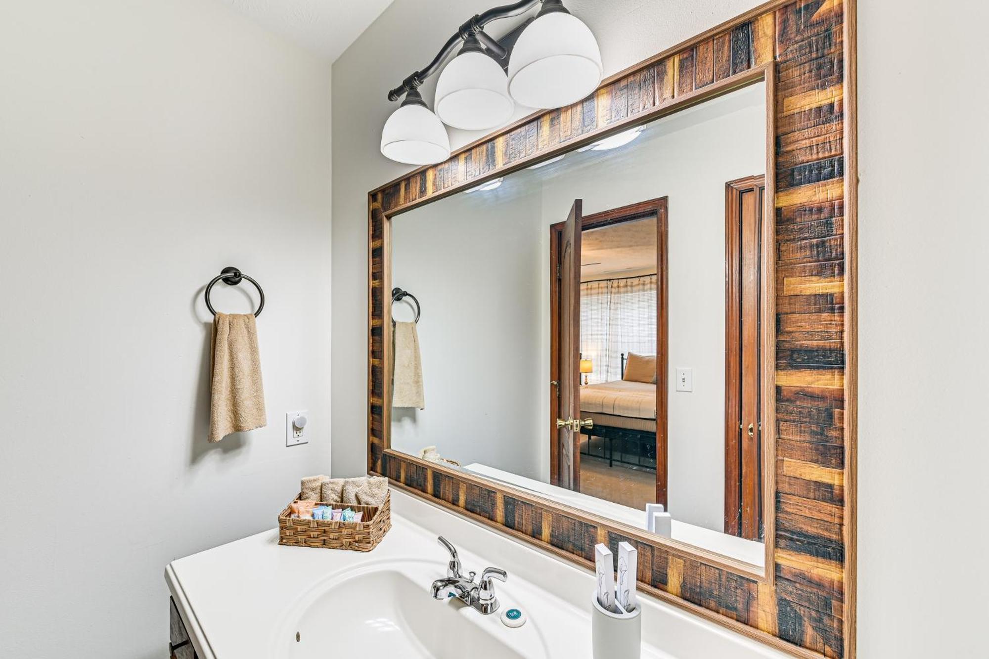 Вилла Williamstown Gem With Private Pool And Hot Tub! Экстерьер фото